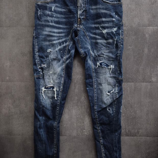 DSQUARED2 입체로고 레드 패치 스팟락싱 중청 50