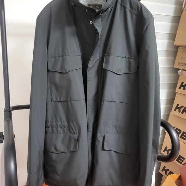 23FW 로로피아나 트래블러 자켓 50