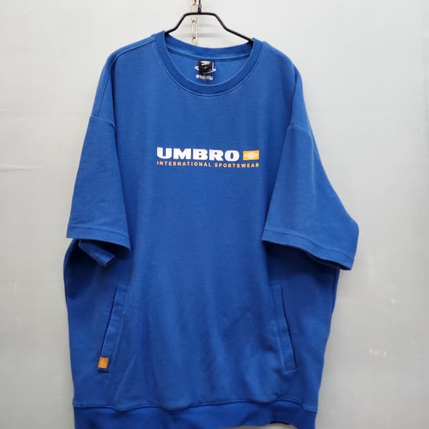 엄브로 빅로고 캥거루주머니 반팔티 105(2XL)