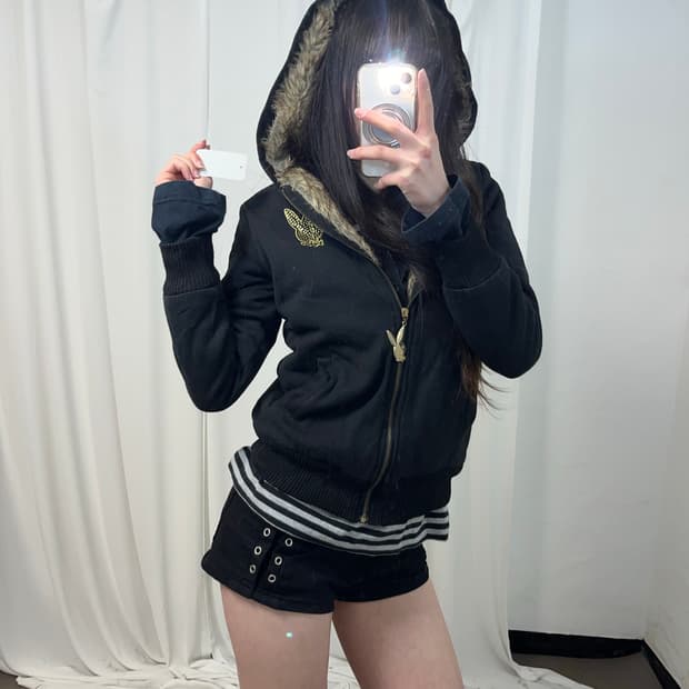 Playboy P2K 스터드 포인트 양털 후드집업