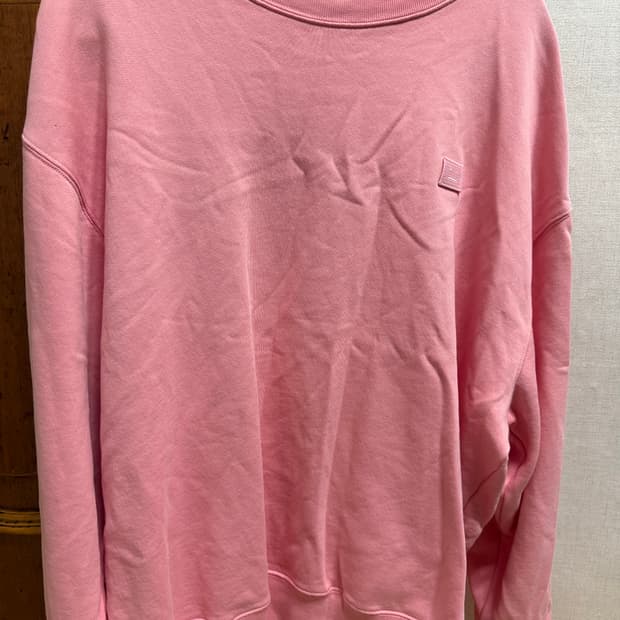 아크네 스튜디오 맨투맨