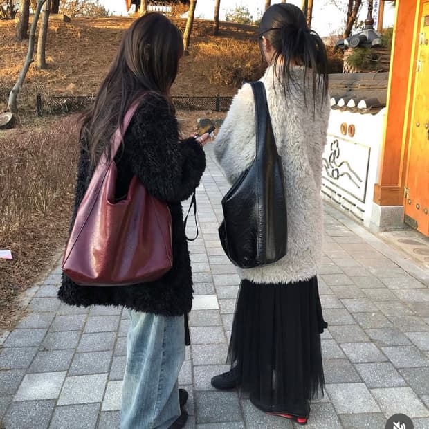 튜프티 downy fur jacket 블랙