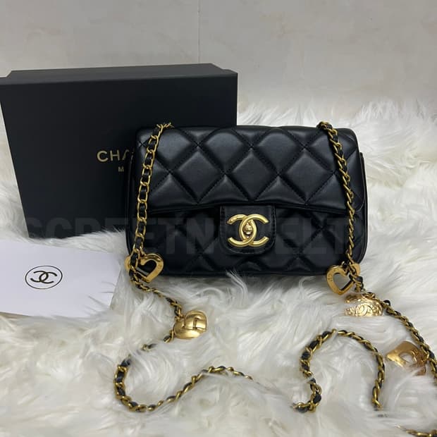 샤넬VIP 퀼팅 하트참 숄더백 크로스백 샤넬 코스메틱