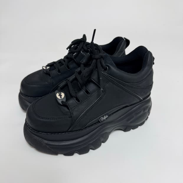 Buffalo London 클래식