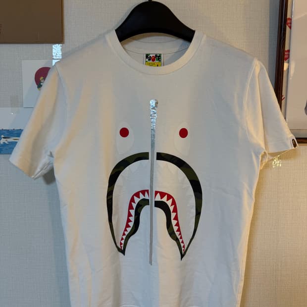 [S]베이프 샤크 반팔 티셔츠 화이트