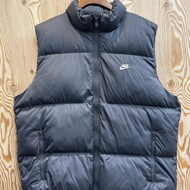 나이키 NSW 클럽 써마 핏 다운 패딩 베스트
