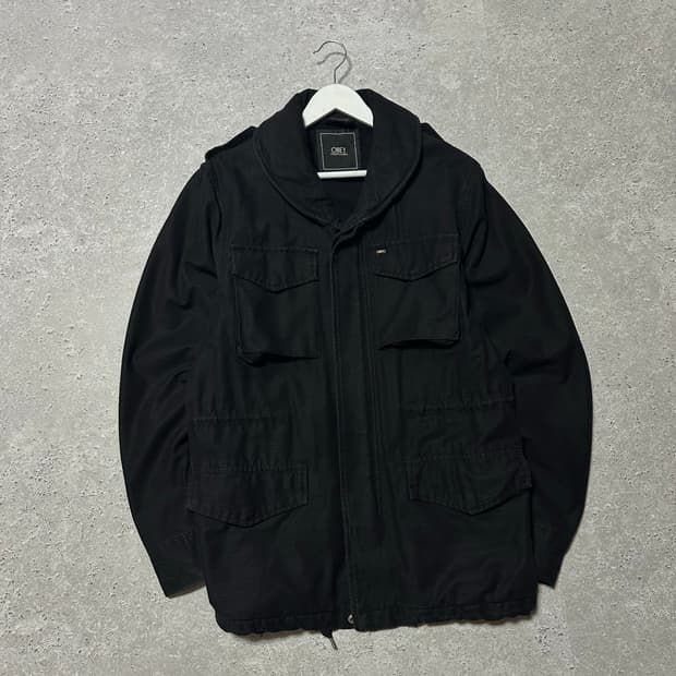 오베이 스몰로고 블랙 사파리 자켓