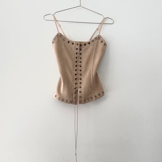Sand punching twist sleeveless