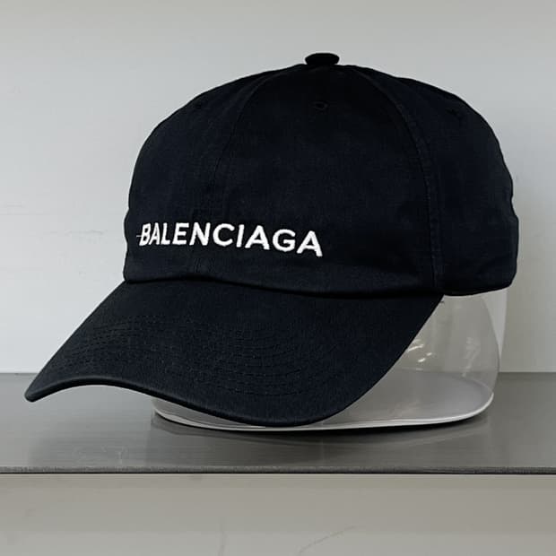 발렌시아가 스펠 로고 베이스볼 캡