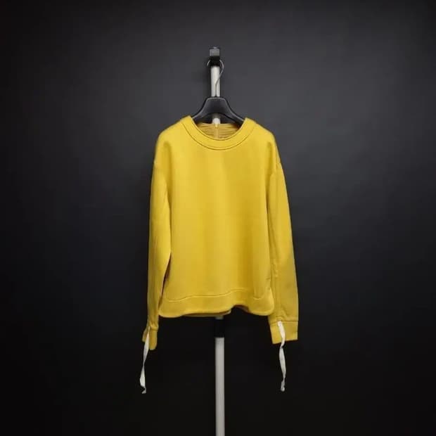 세컨플로어 얇은 네오프렌 맨투맨 55.66