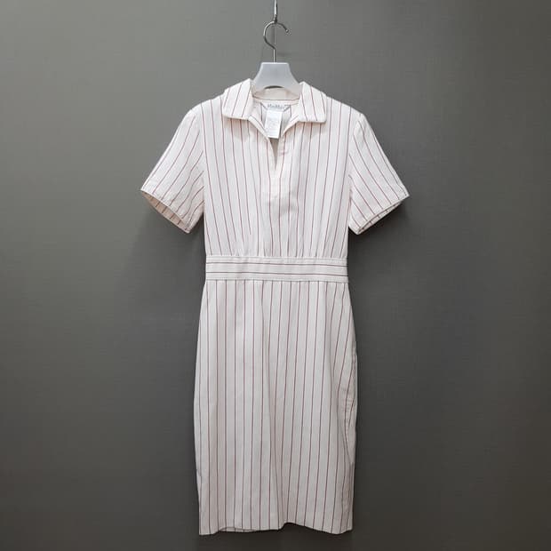 막스마라 스트라이프 반팔 카라 원피스 38사이즈 (택달린새제품)