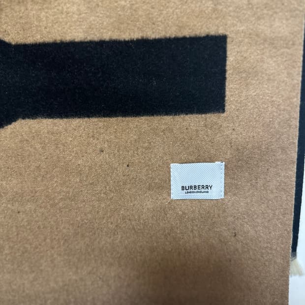 버버리 로고 캐시미어 블랭킷 머플러 남여공용