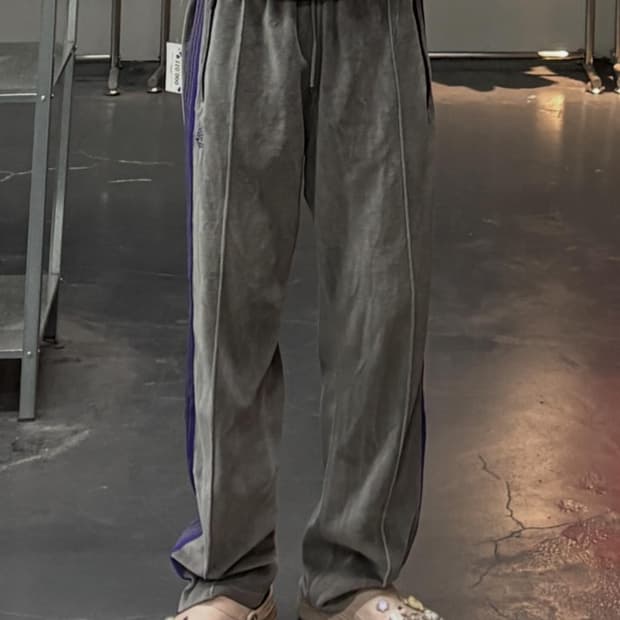 니들스 내로우 트랙팬츠 벨루어 헤더 그레이 A3725