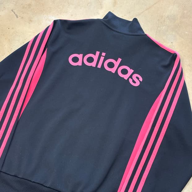 95 아디다스 여성용 핑크스트라이프 크롭 트랙탑