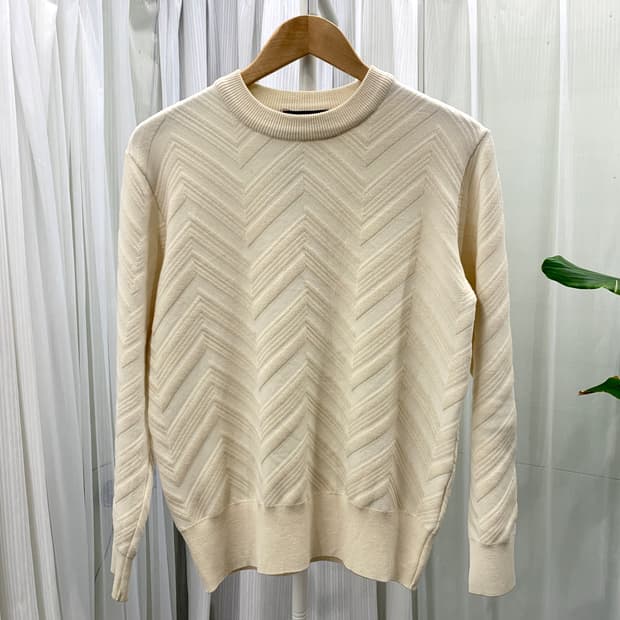 UNITED TOKYO 패턴 라운드 니트 1830