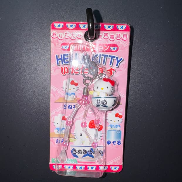 산리오 헬로키티 고전 스트랩 카가와현 한정 사누키 우동 비즈 스트랩 키티