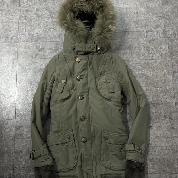 와이투케이 벨티드 멀티 웨이 퍼 디테일 파카