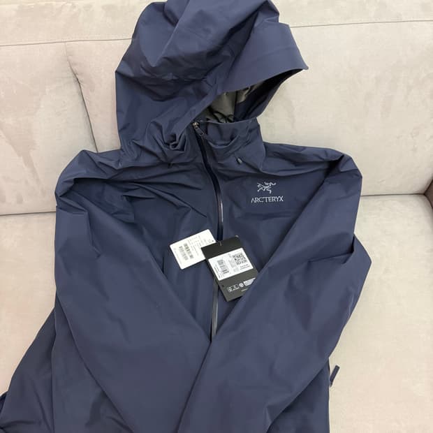 아크테릭스 베타LT 블랙사파이어색상 xl