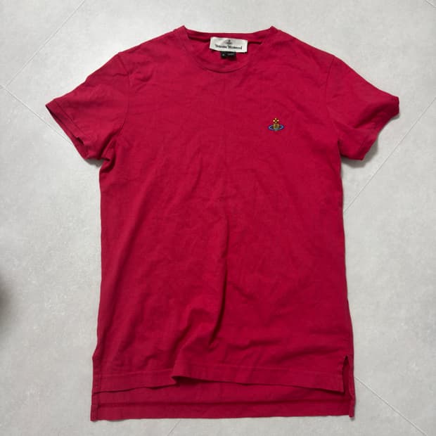 정품 비비안웨스트우드 티