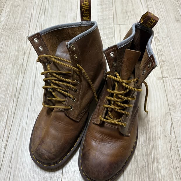 닥터마틴 1460 크레이지홀스 270