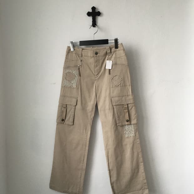 Patch point cago pants