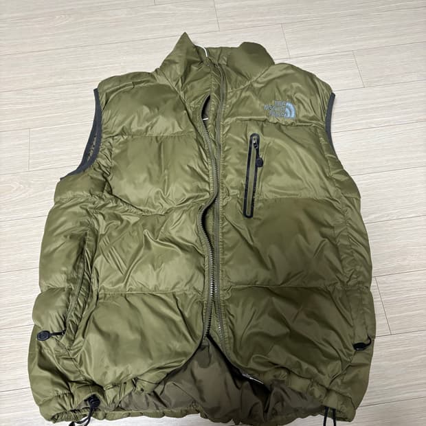 노스페이스 패딩 조끼 M