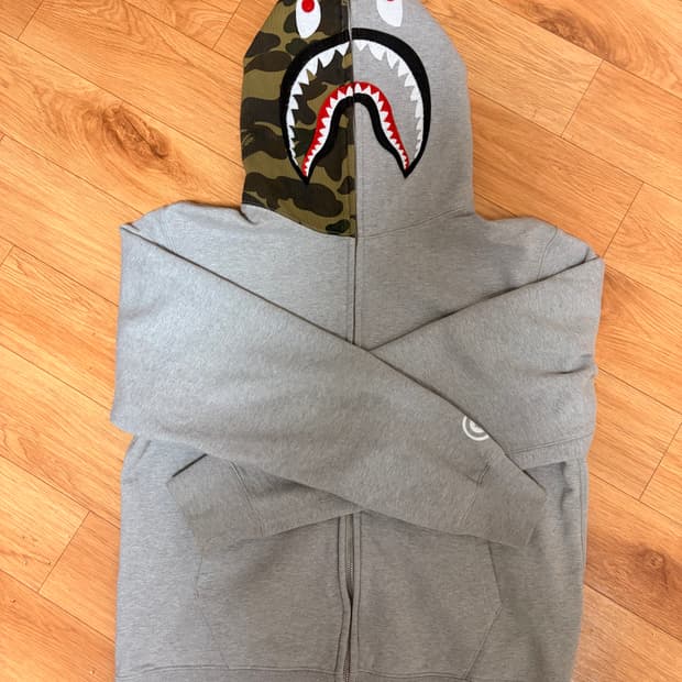 베이프 샤크 후드집업 그레이 