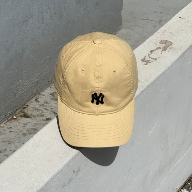 [M-L] MLB 엠엘비 뉴욕양키스 옐로우 볼캡 모자