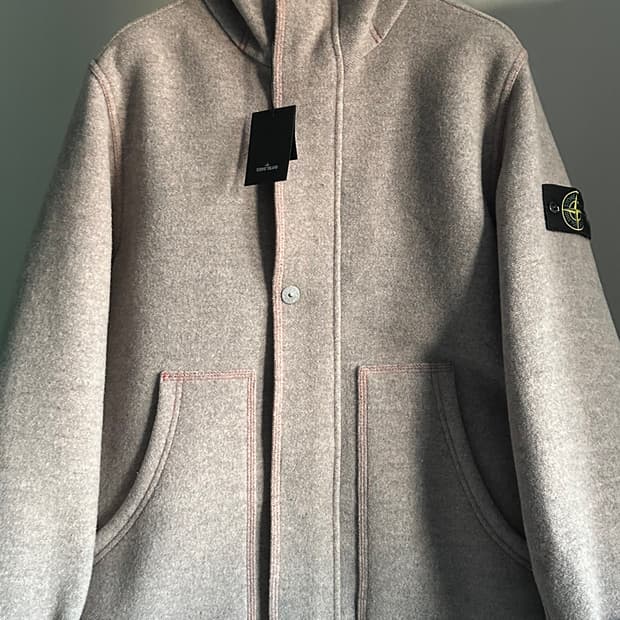 스톤아일랜드 울 나일론 파노 더블 파카 24fw L(105) 국내판