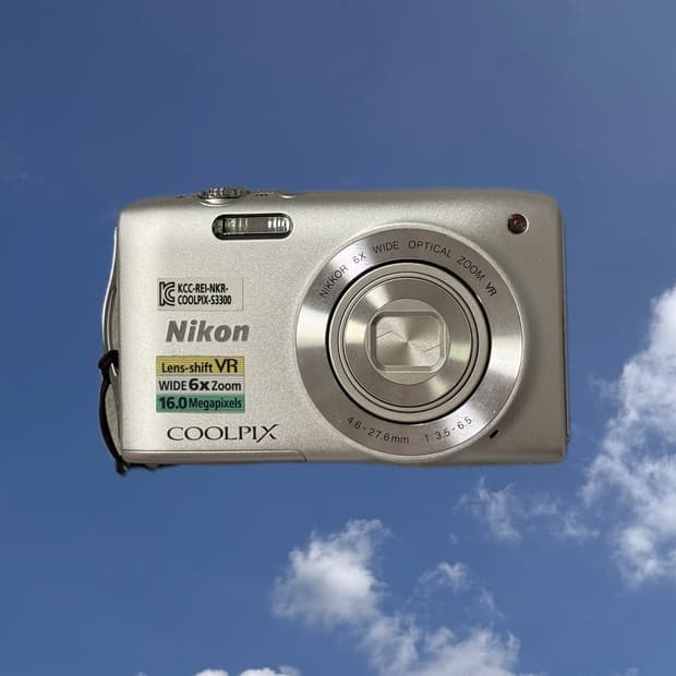 니콘 쿨픽스 S3300