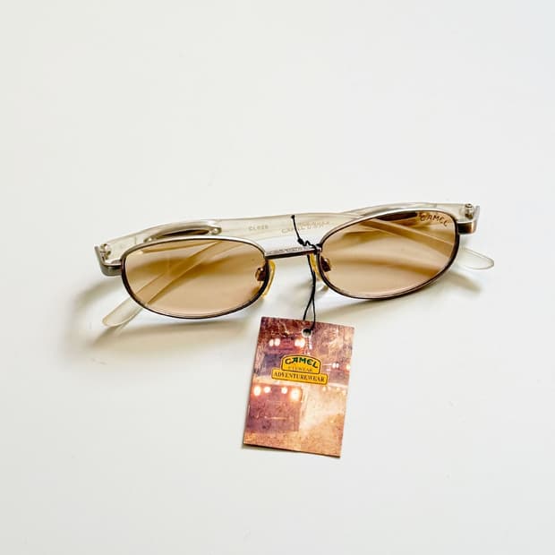 90s CAMEL 카멜 슬림 오벌 프레임 틴트 빈티지 선글라스