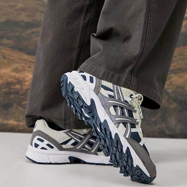 [270] 아식스 젤 소노마 프렌치 블루 젤소노마 스니커즈 운동화