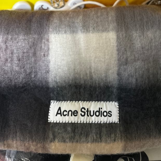 아크네 스튜디오 체크 모헤어울머플러 브라운 남여공용