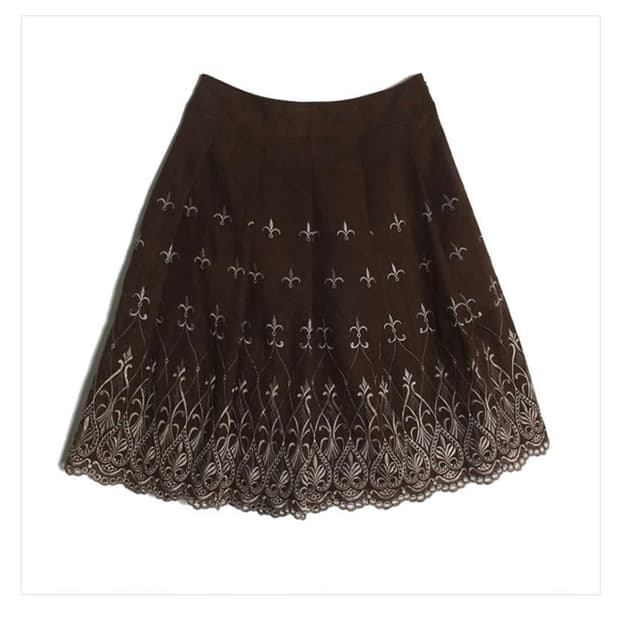 embroidery suede skirt