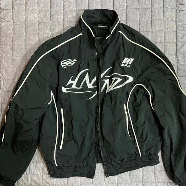 낫포너드 바람막이