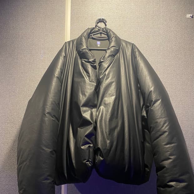 Yeezy gap round jacket 1 black
