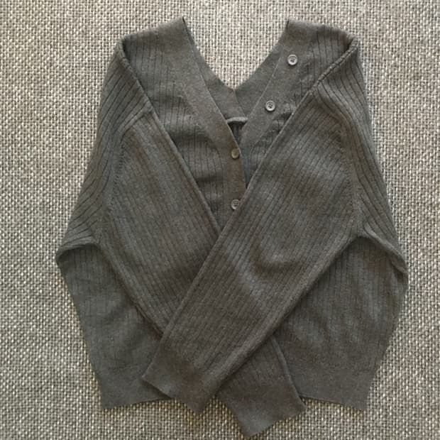 에잇세컨즈 가디건