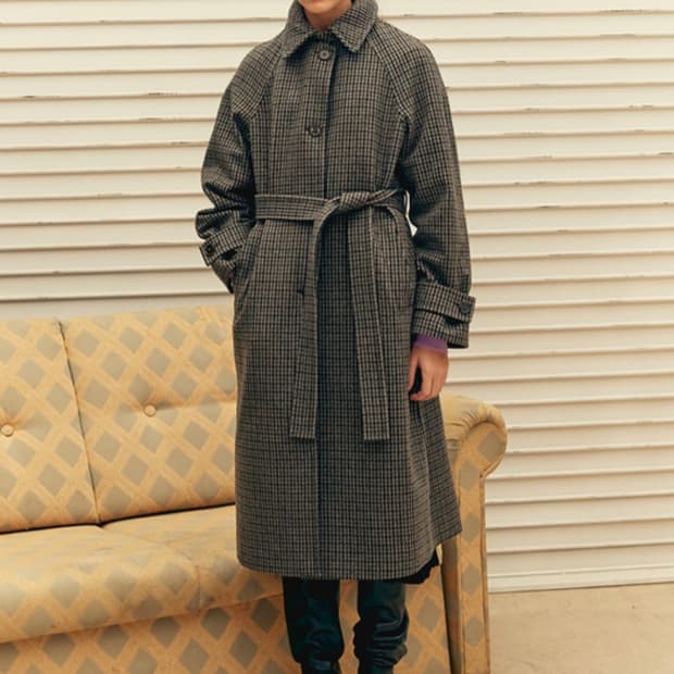 프론트로우 X 푸쉬버튼 후드포인트 체크 코트