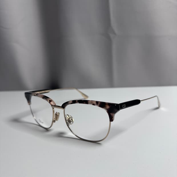 Christian Dior 하금테 안경테 (Made in Italy)