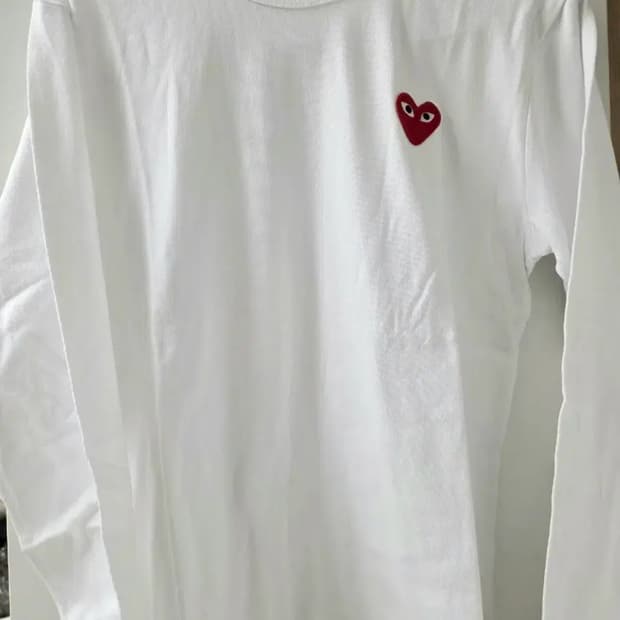 꼼데가르송 플레이 흰색 긴팔 티셔츠