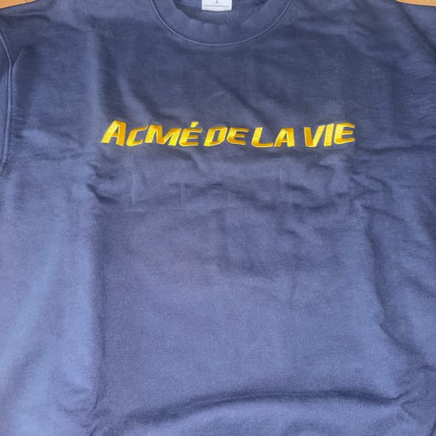 아크메드라비 맨투맨