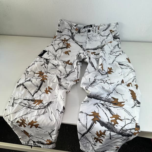 S-M 엘앰씨 LMC 레귤러일자핏 리얼트리 방한팬츠