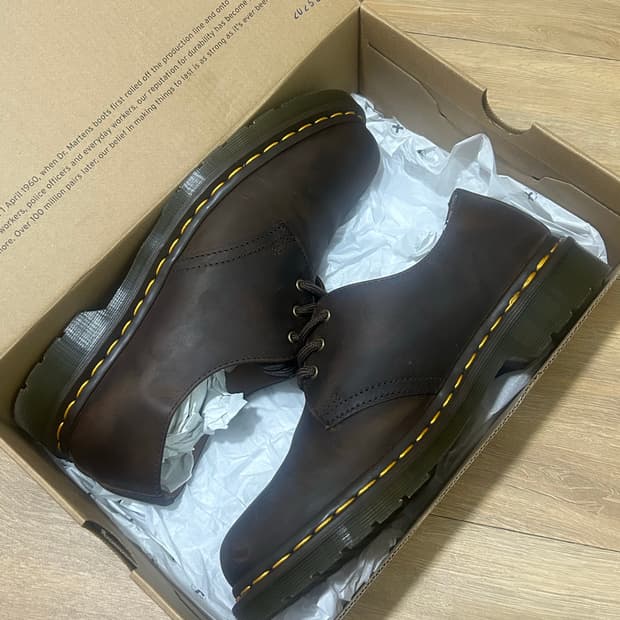 270) 닥터마틴 크레이지 홀스 다크 브라운