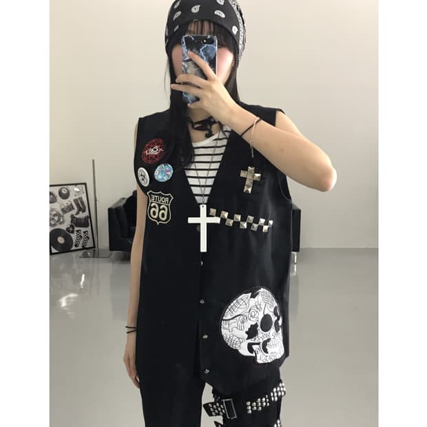EUPHUISTIC Y2k Skull Patch Vests