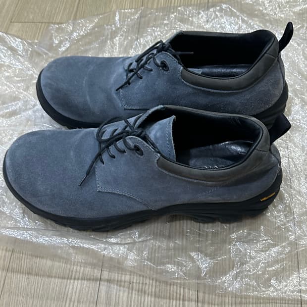 Paracia - NON-SAFETY SHOE SUEDE  280size