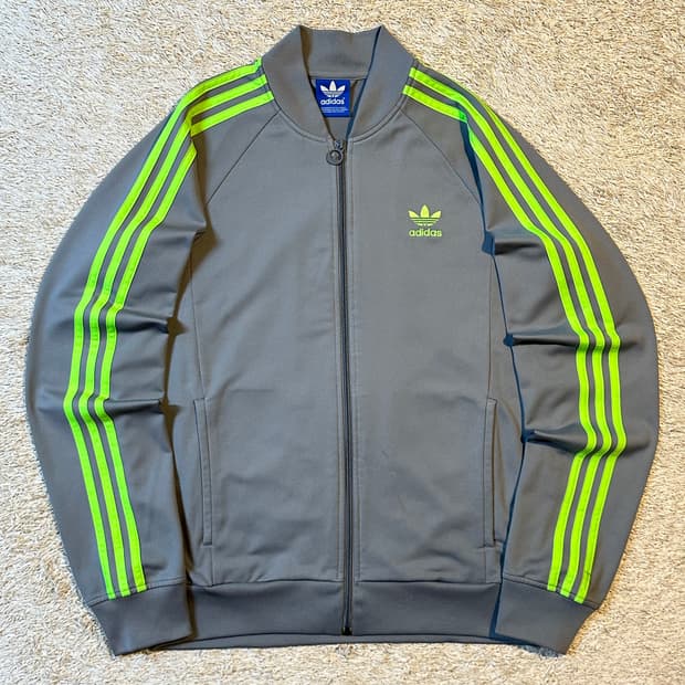 아디다스 ADIDAS 슈퍼스타 트랙탑 져지 그레이 형광