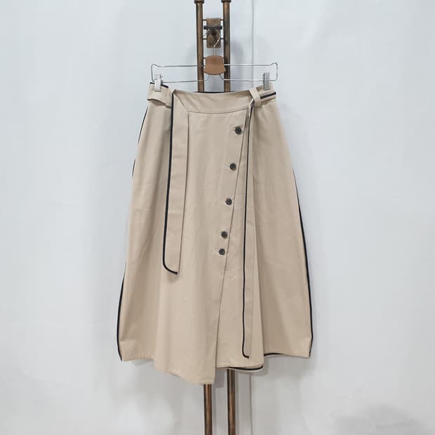 에콘(EKHON)베이지 스커트 M
