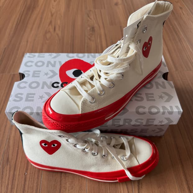 컨버스 x 플레이 꼼데가르송 척 70 하이