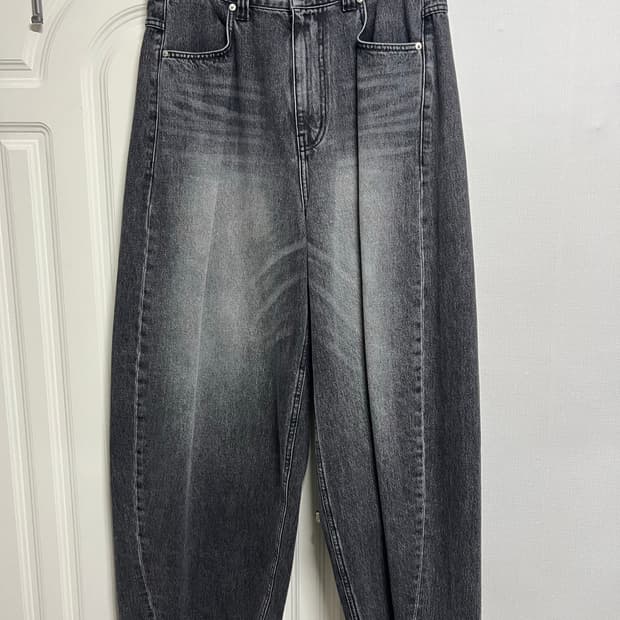 (2) 노운 와이드 커브드 데님 블랙