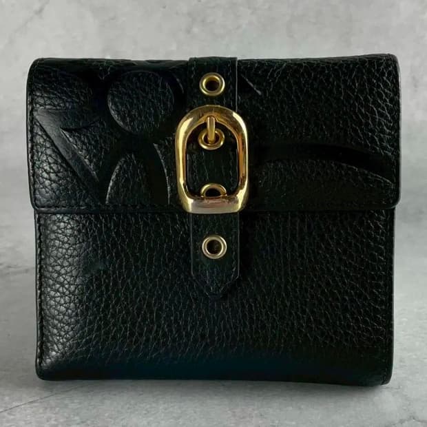 비비안 웨스트우드 트라이 버클 가죽 지갑